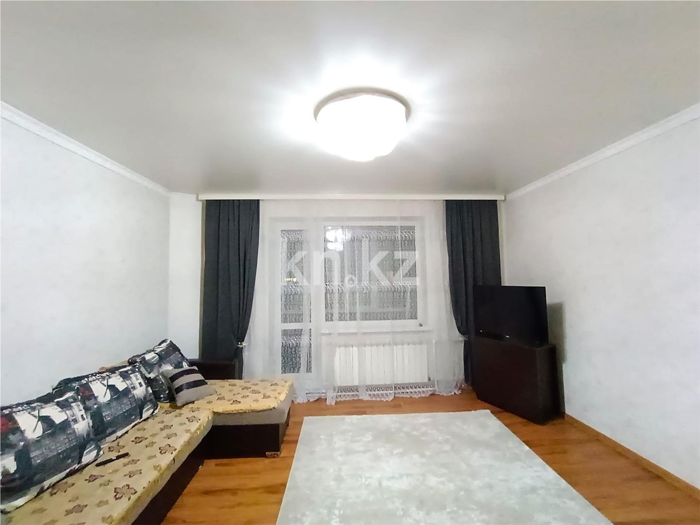 Продажа 4-комнатной квартиры, 77 м², мкр-н 22 в Караганде - фото 3
