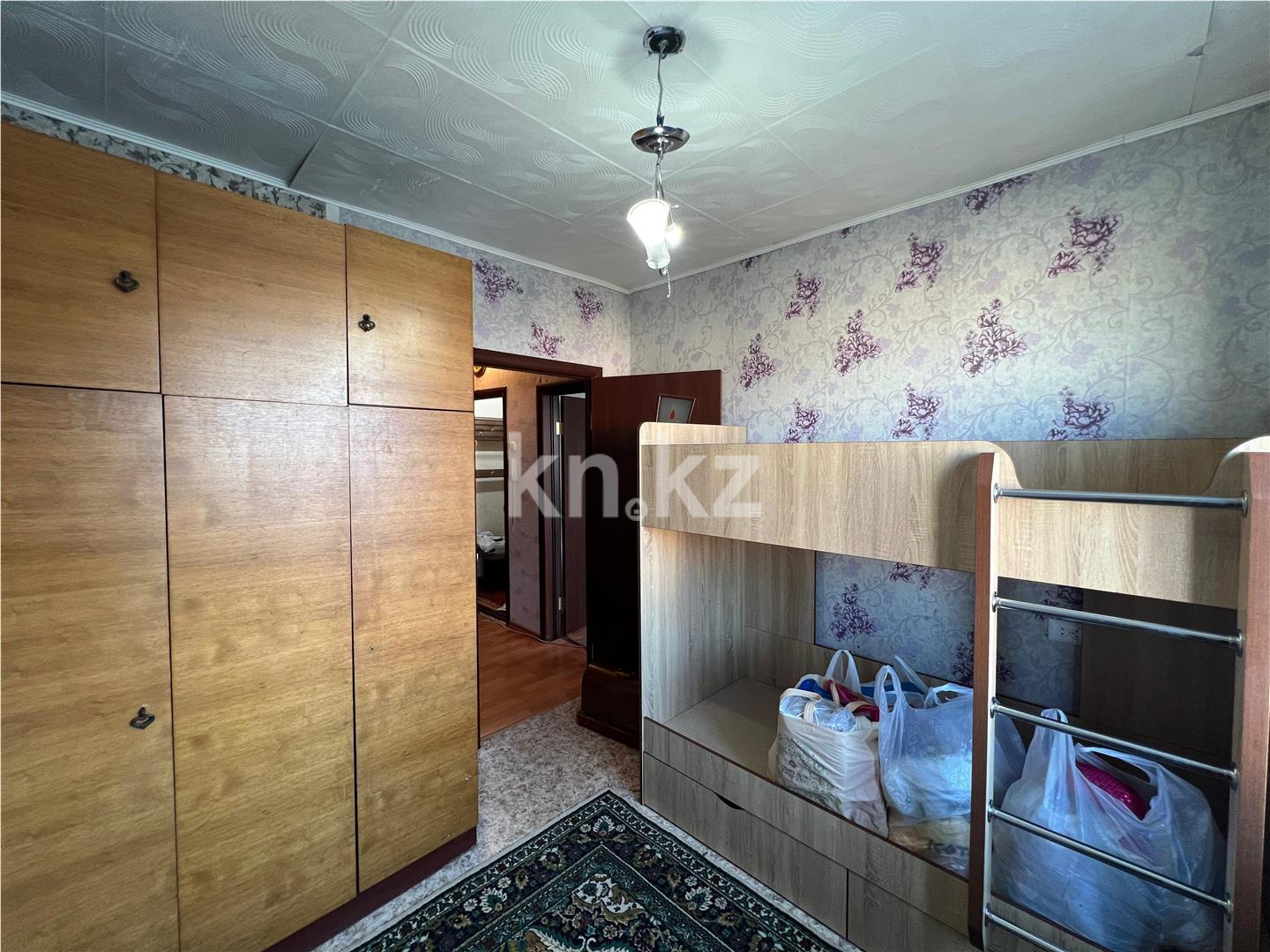 Продажа 3-комнатной квартиры, 63 м², мкр-н Голубые Пруды, дом  10 в Караганде - фото 7