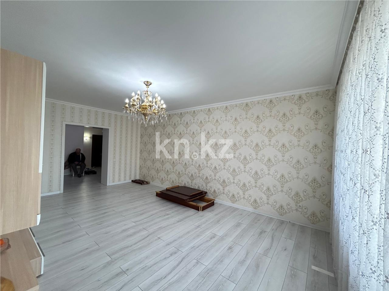 Продажа 4-комнатной квартиры, 122 м², ул. Отырар в Астане - фото 6