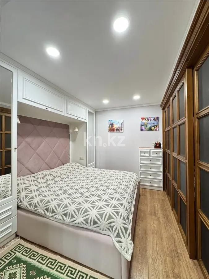 Продажа 4-комнатной квартиры, 81 м², ул. Муканова, дом  18 в Караганде - фото 3