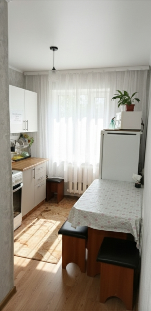 Аренда 1-комнатной квартиры посуточно, 42 м², пр. Алашахана, дом  16 в Жезказгане - фото 4