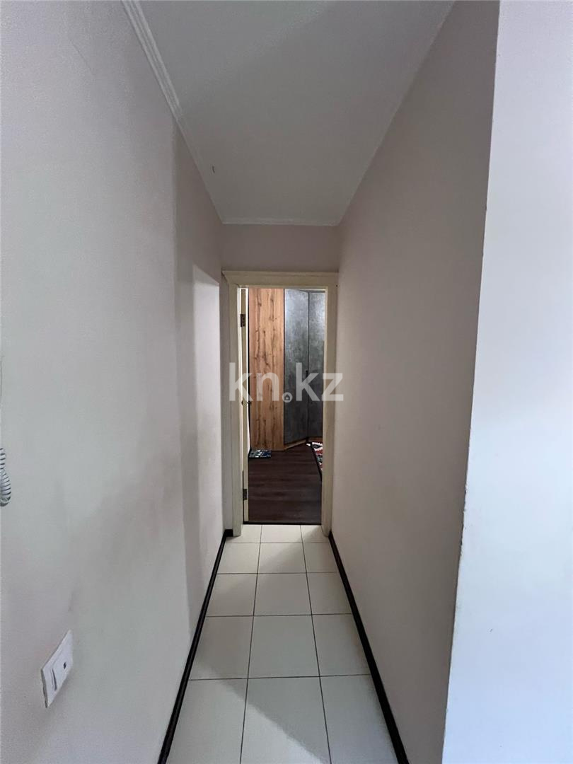 Продажа 3-комнатной квартиры, 68 м², пр. Шахтеров, дом  31 в Караганде - фото 17