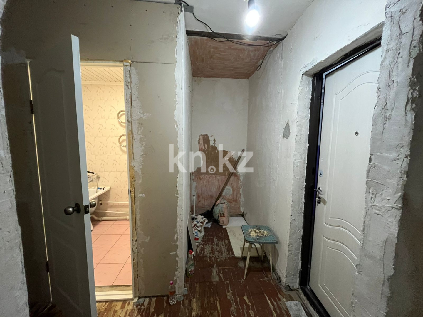 Продажа 1-комнатной квартиры, 30 м², мкр-н 13 в Караганде - фото 7