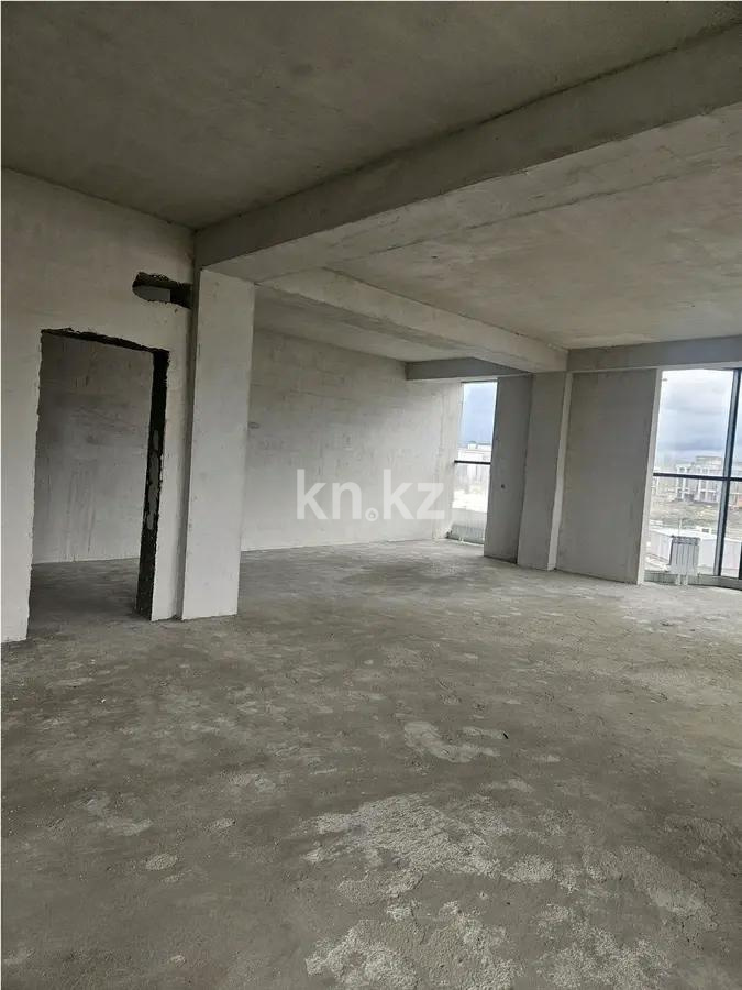 Продажа 4-комнатной квартиры, 161.8 м² в Алматы - фото 2