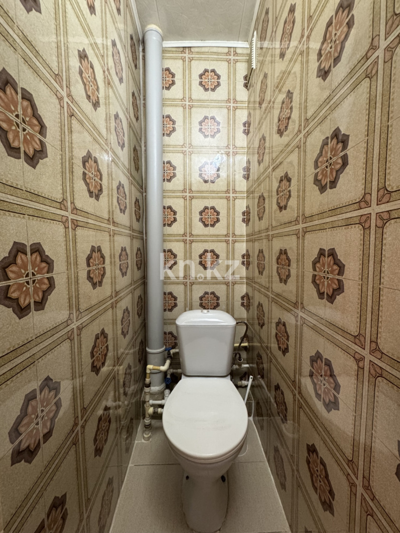 Продажа 2-комнатной квартиры, 44 м², 19 мкр., дом  73 в Караганде - фото 9