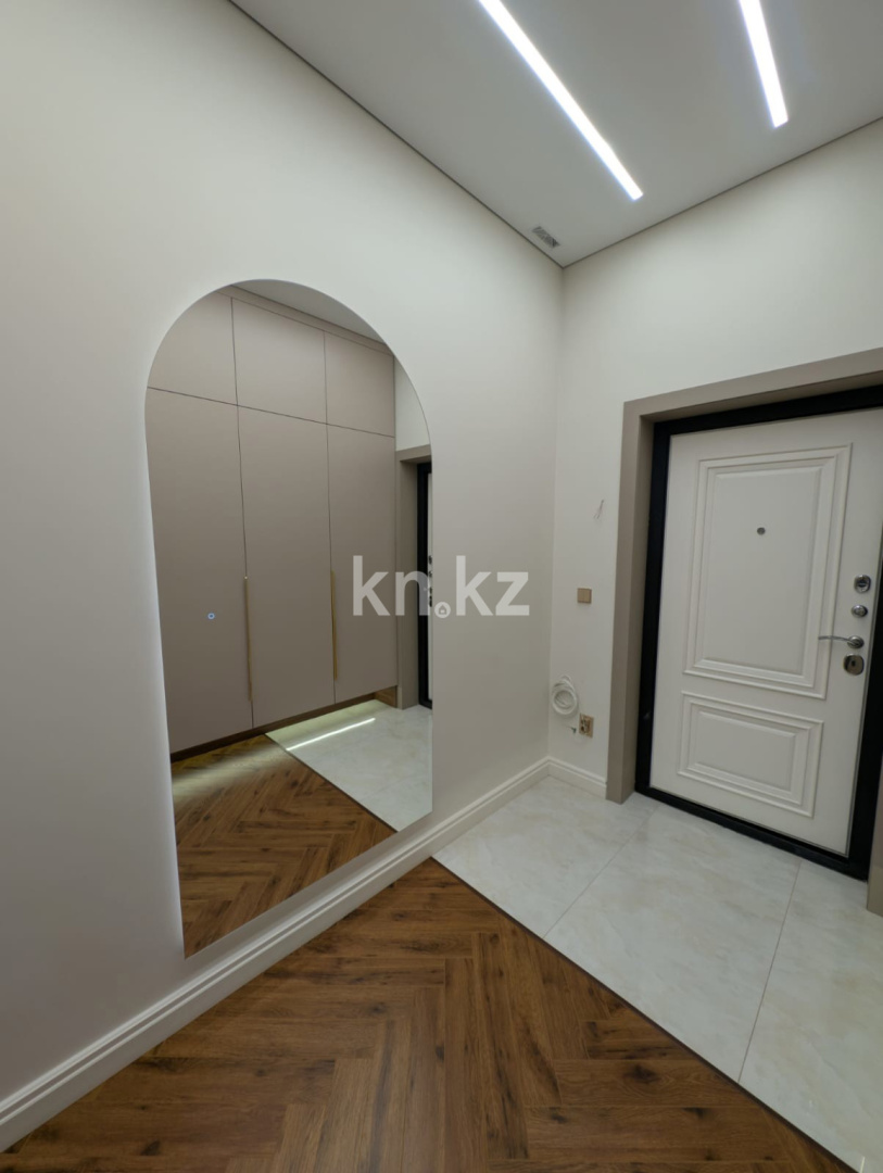Продажа 2-комнатной квартиры, 80.3 м² в Уральске - фото 24