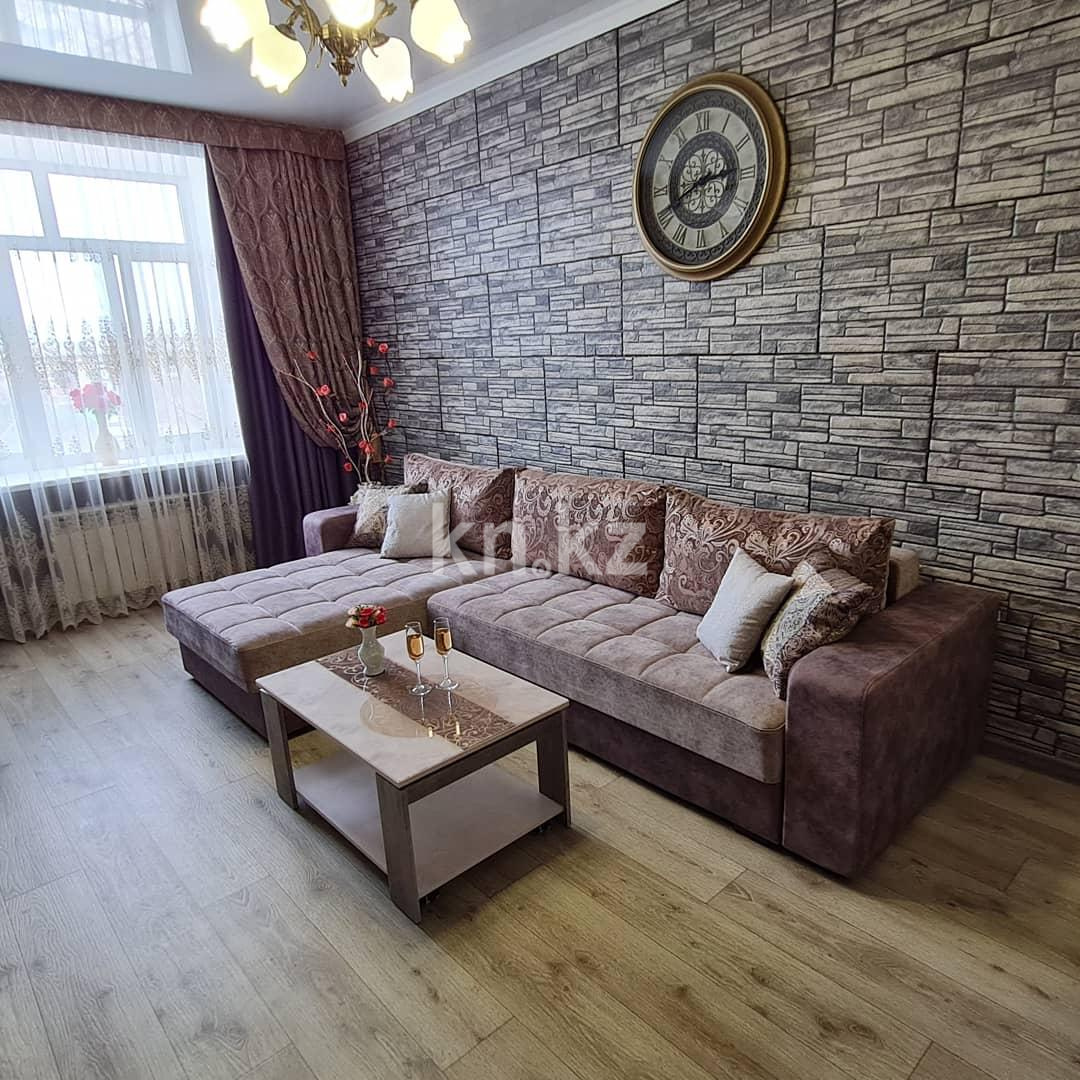 Аренда 2-комнатной квартиры посуточно, 56 м², ул. Чехова, дом  55 в Усть-Каменогорске - фото 5