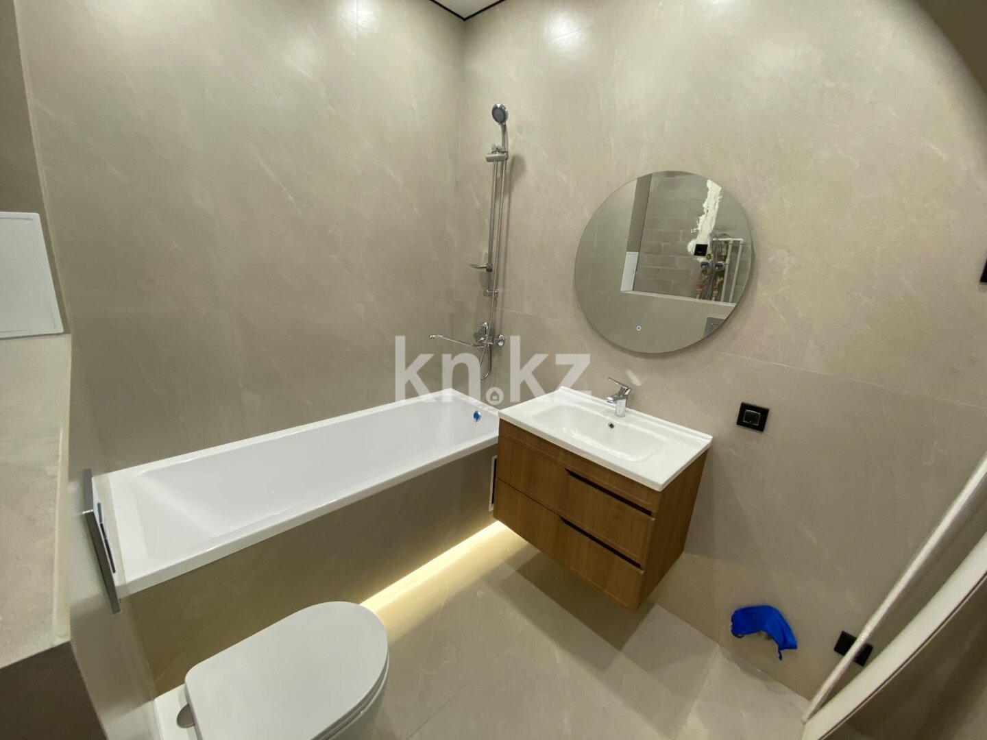 Продажа 2-комнатной квартиры, 45.4 м² в Астане - фото 9