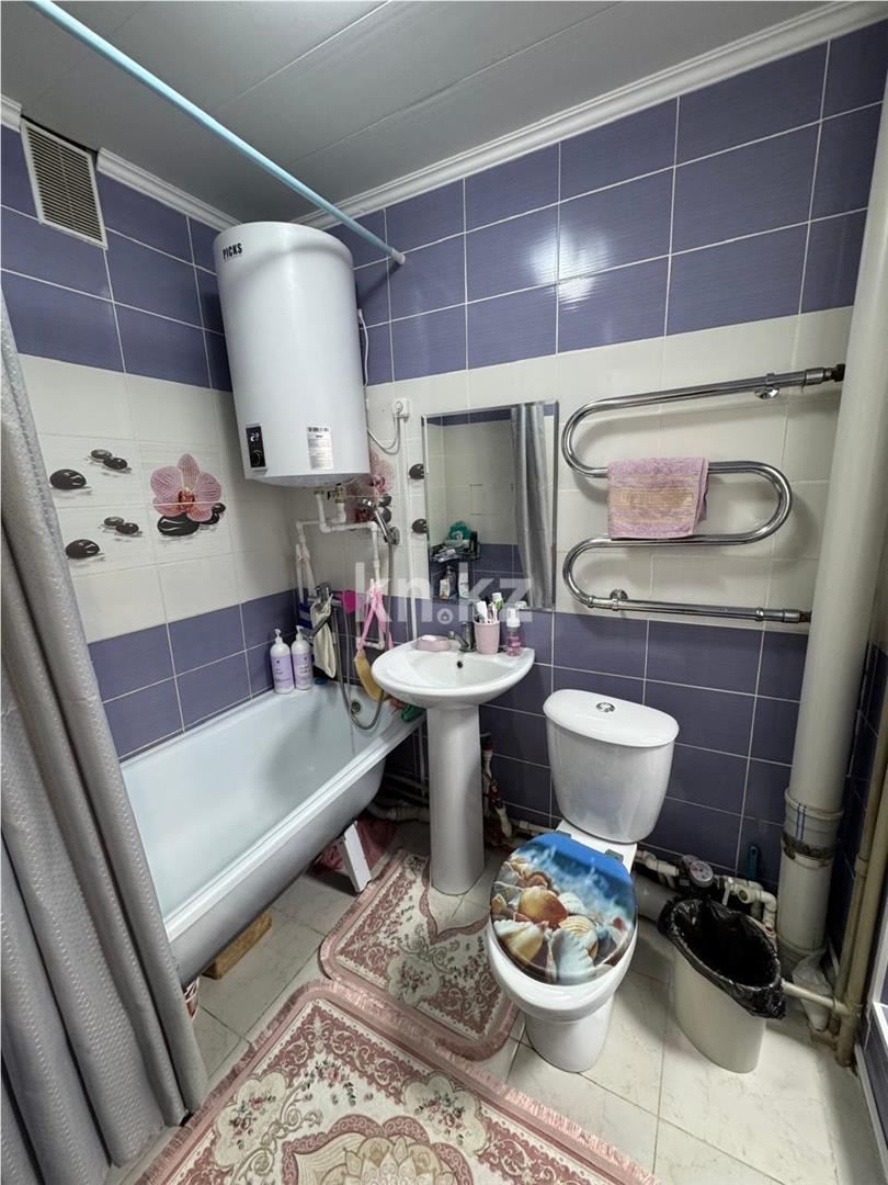 Продажа 4-комнатной квартиры, 61 м², ул. Абая в Темиртау - фото 8