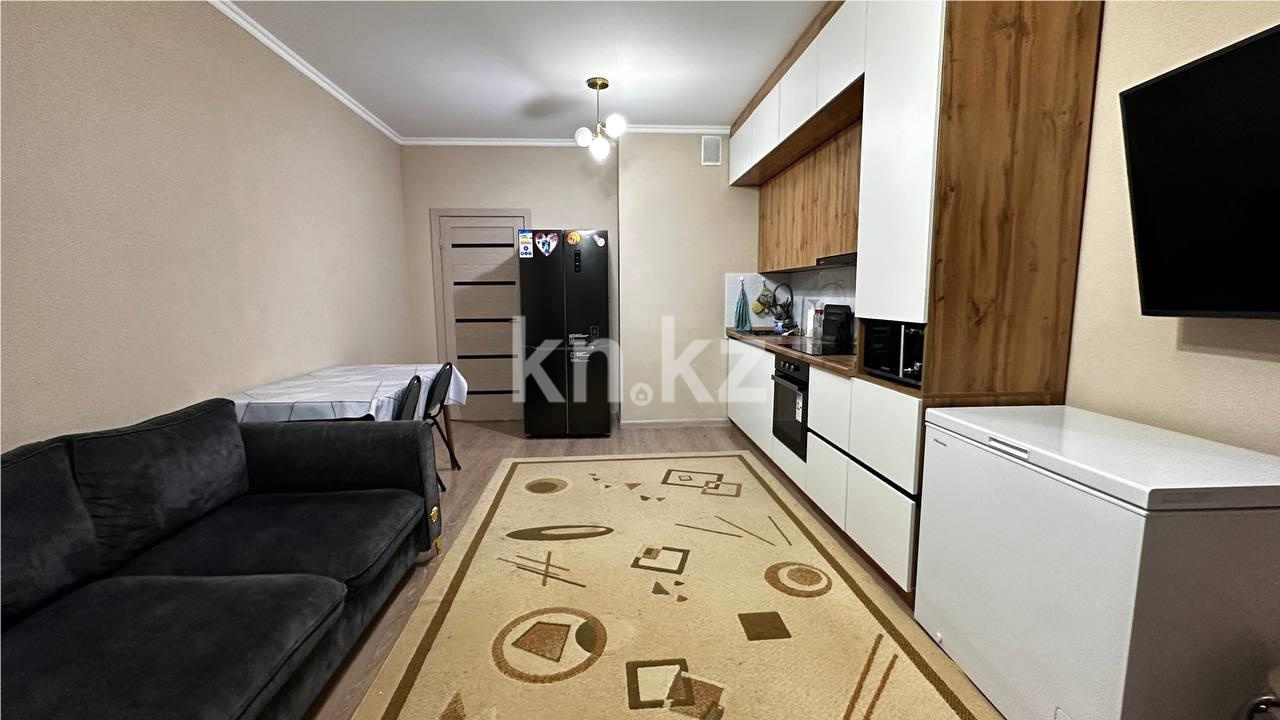 Продажа 3-комнатной квартиры, 70 м², ул. Бектурова в Астане - фото 3