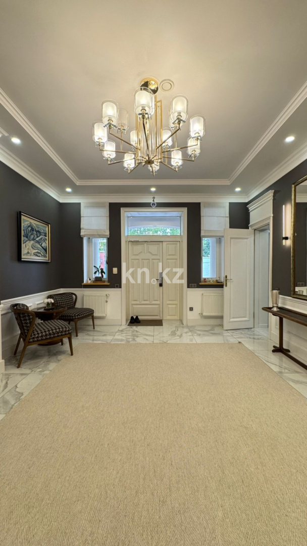 Продажа 7-комнатного дома, 823 м² в Алматы - фото 19