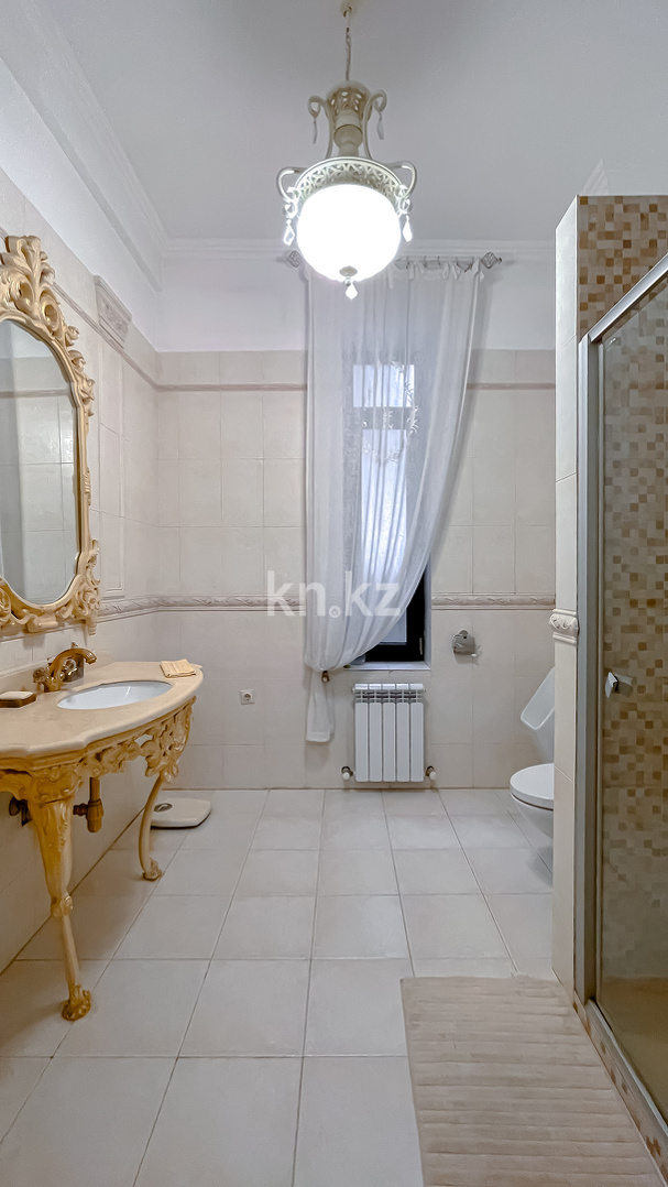 Продажа 6-комнатного дома, 375 м² в Алматы - фото 24