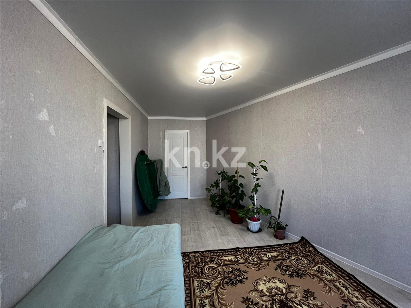 Продажа 5-комнатной квартиры, 107 м², мкр. Голубые Пруды в Караганде - фото 8