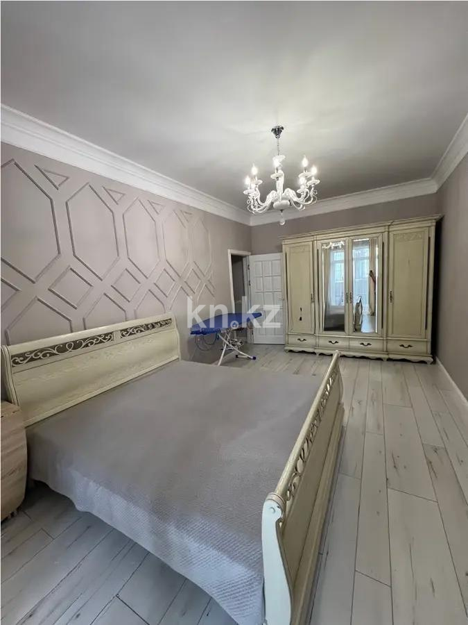 Продажа 4-комнатной квартиры, 120 м², ул. 2-ая, дом  8/2 в Караганде