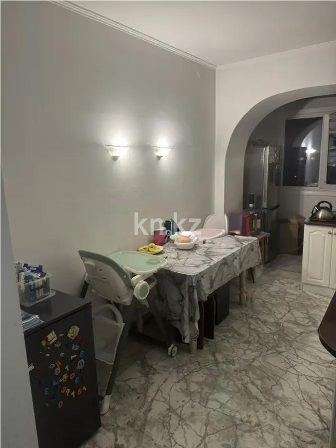 Продажа 3-комнатной квартиры, 65 м² в Алматы - фото 4