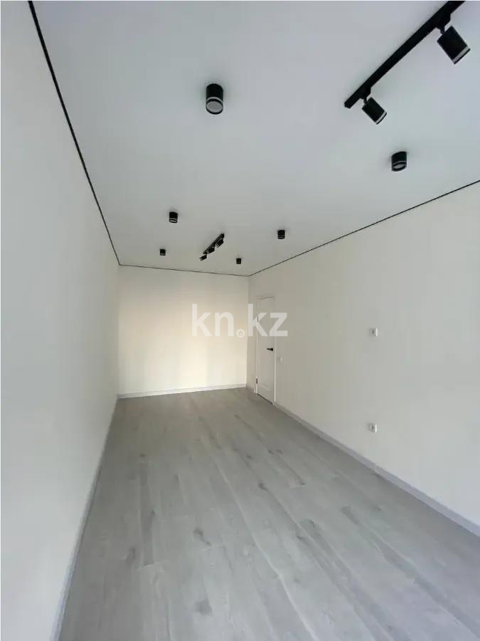 Продажа 3-комнатной квартиры, 66 м², ул. Муратбаева, дом  14 в Алматы - фото 2