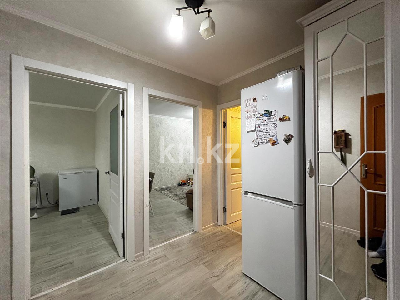 Продажа 3-комнатной квартиры, 63 м², ул. Муканова в Караганде - фото 10