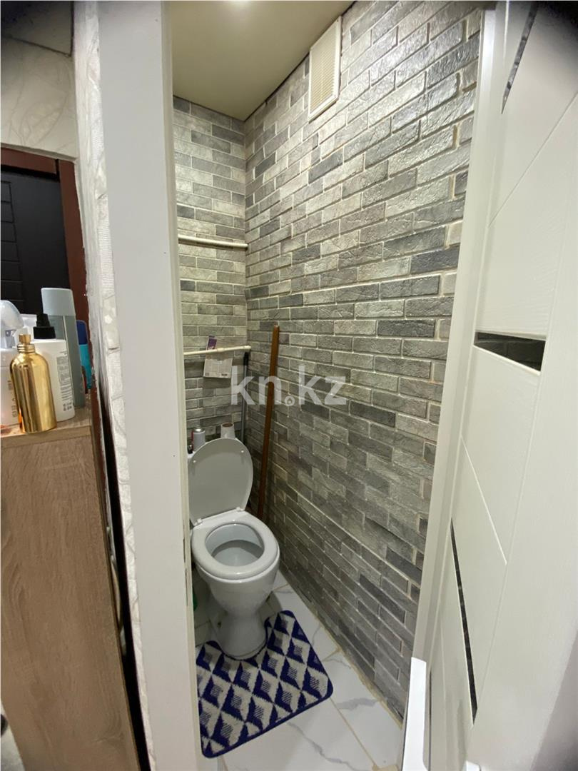 Продажа 3-комнатной квартиры, 62 м², 17-й мкр. в Караганде - фото 10