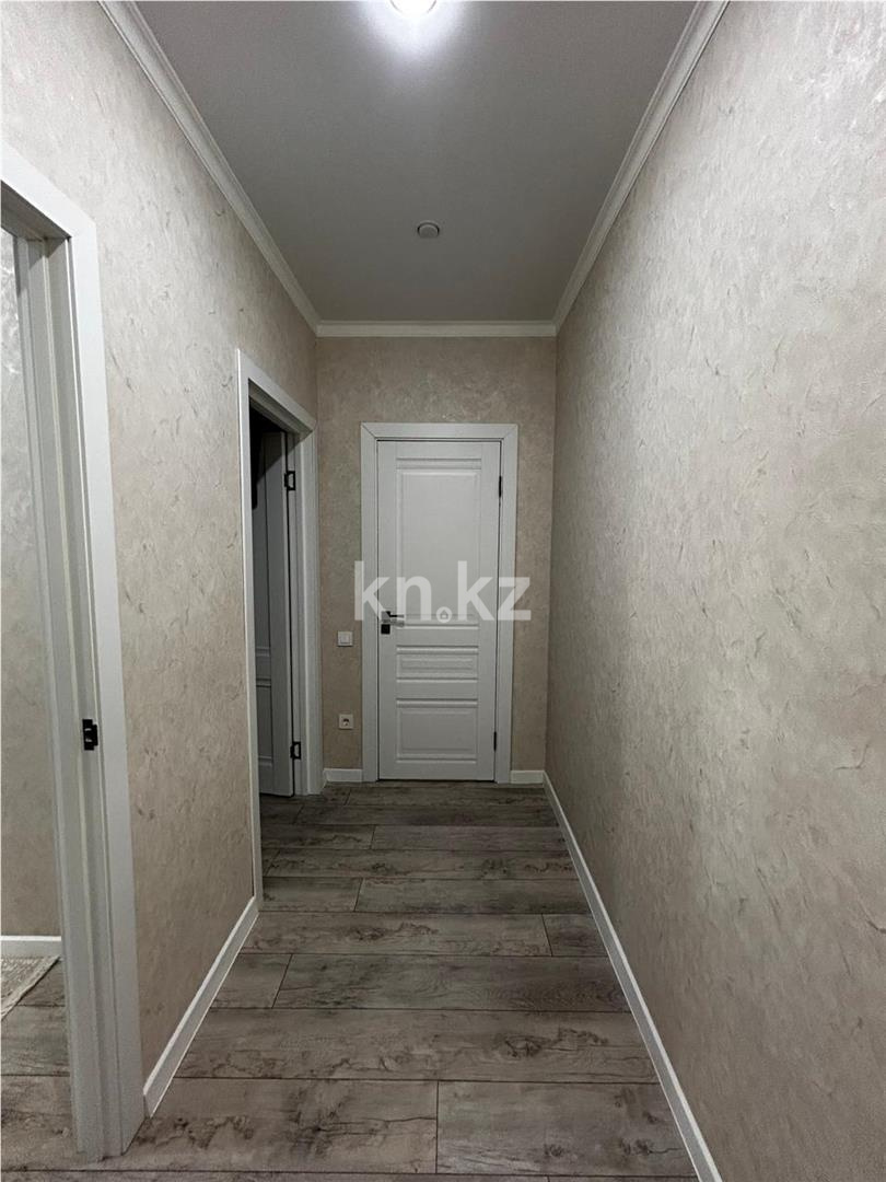 Продажа 3-комнатной квартиры, 94 м², ул. Муканова в Караганде - фото 14