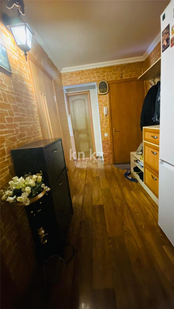 Продажа 3-комнатной квартиры, 54 м², ул. Ермекова в Караганде - фото 10