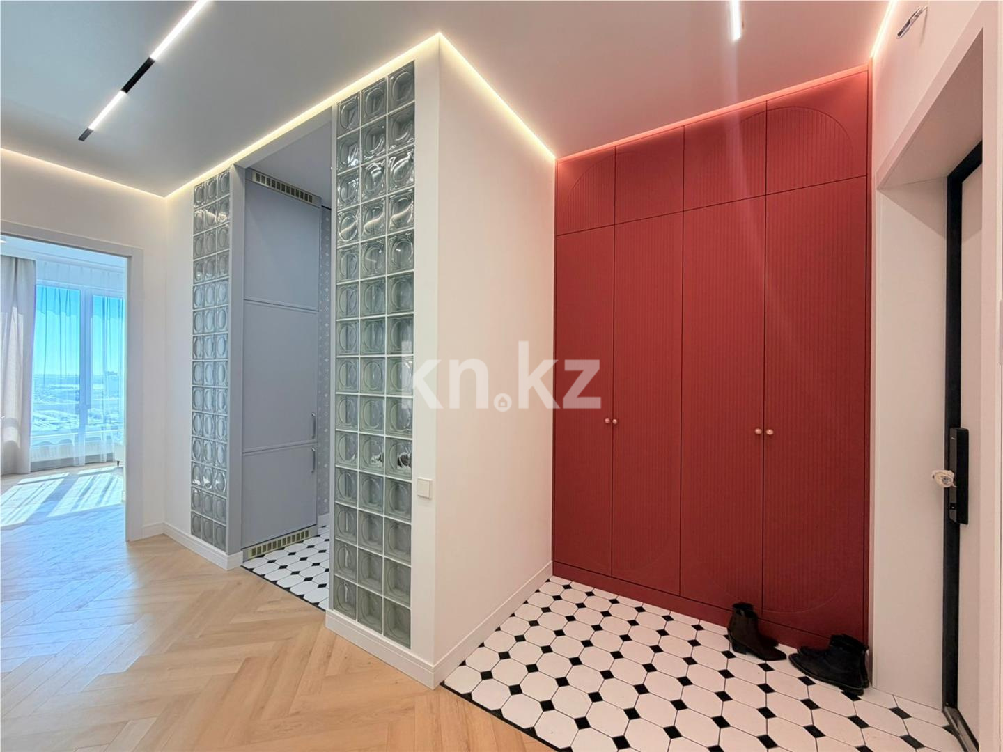 Продажа 4-комнатной квартиры, 98 м² в Астане - фото 16