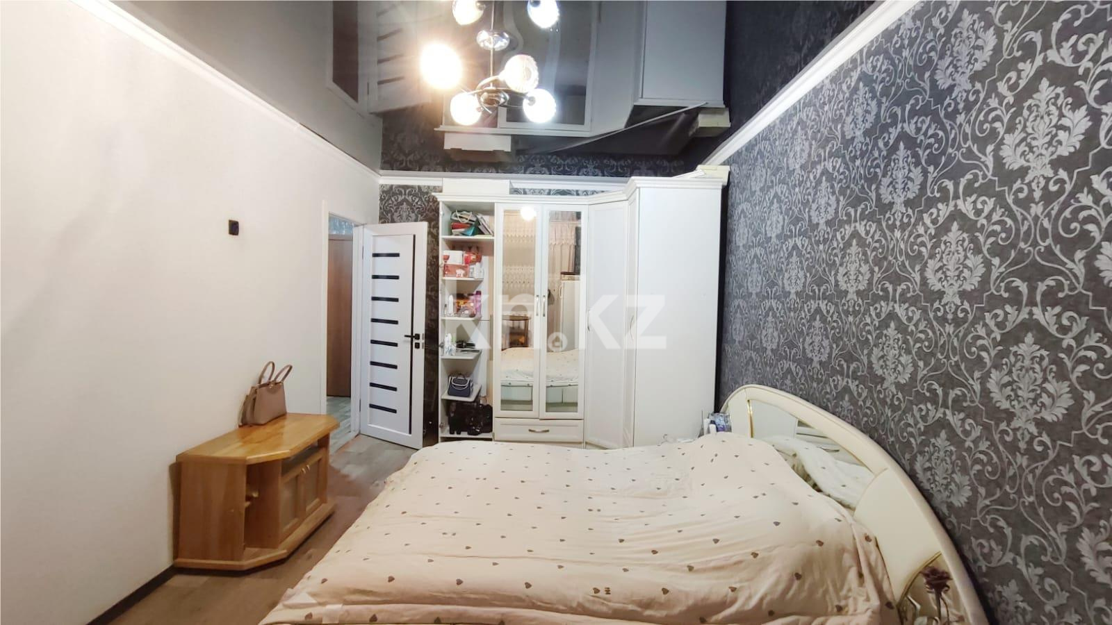 Продажа 3-комнатной квартиры, 63 м², мкр-н Восток-2 в Караганде - фото 4