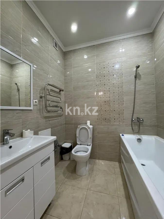 Продажа 3-комнатной квартиры, 117 м², пр. Кошкарбаева, дом  32/2 в Астане - фото 5