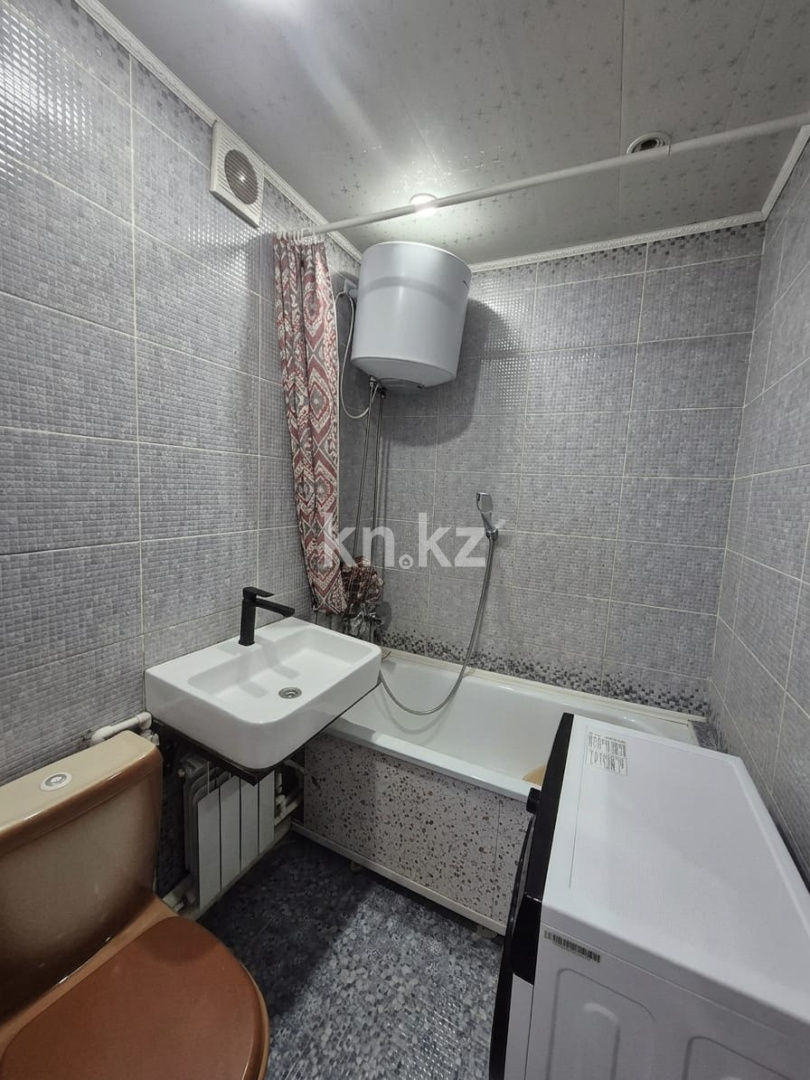 Продажа 3-комнатной квартиры, 54.9 м² в Караганде - фото 8