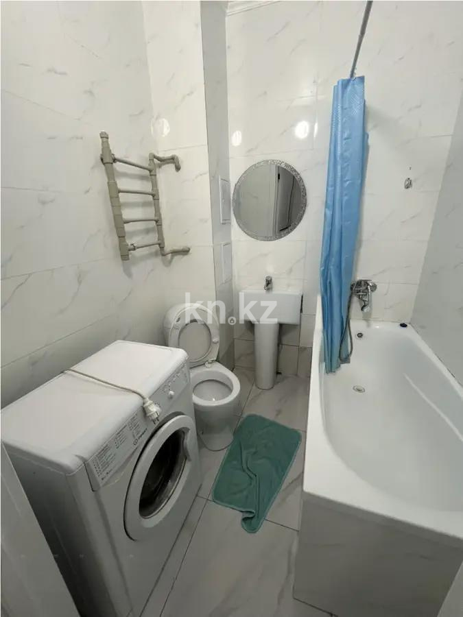 Продажа 1-комнатной квартиры, 40 м², ул. Мустафа Шокай, дом  107 в Астане - фото 3