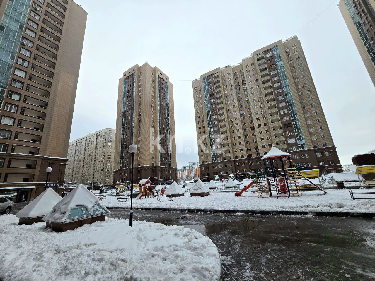 Продажа 2-комнатной квартиры, 93 м², ул. Брусиловского, дом  163 - ул. Шакарима в Алматы - фото 16