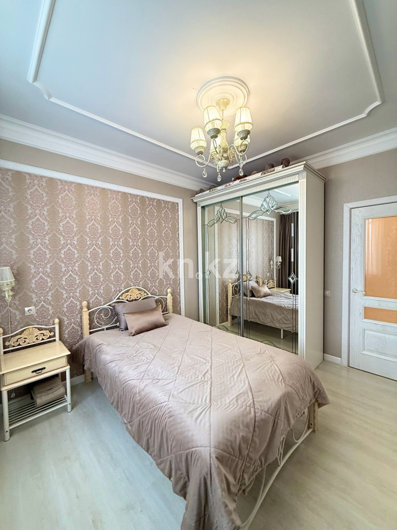 Продажа 4-комнатной квартиры, 106 м², ул. Куанышбаева, дом  9/2 в Астане - фото 17