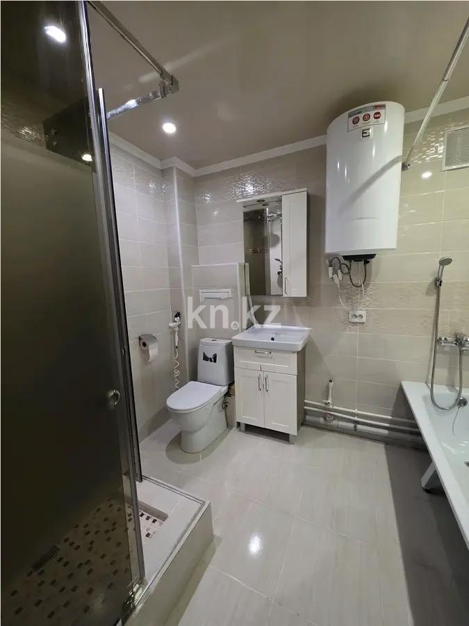 Продажа 4-комнатной квартиры, 75 м², ул. Алиханова, дом  37/3 в Караганде - фото 6