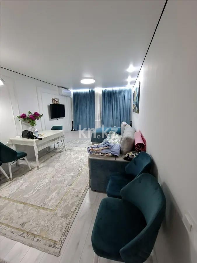 Продажа 2-комнатной квартиры, 47 м², мкр. Аккент, дом  62 в Алматы