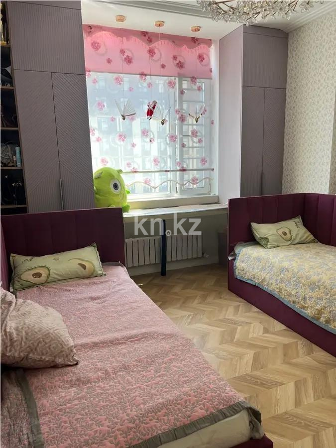 Продажа 4-комнатной квартиры, 110 м², ул. Толе би, дом  25/1 в Астане - фото 4