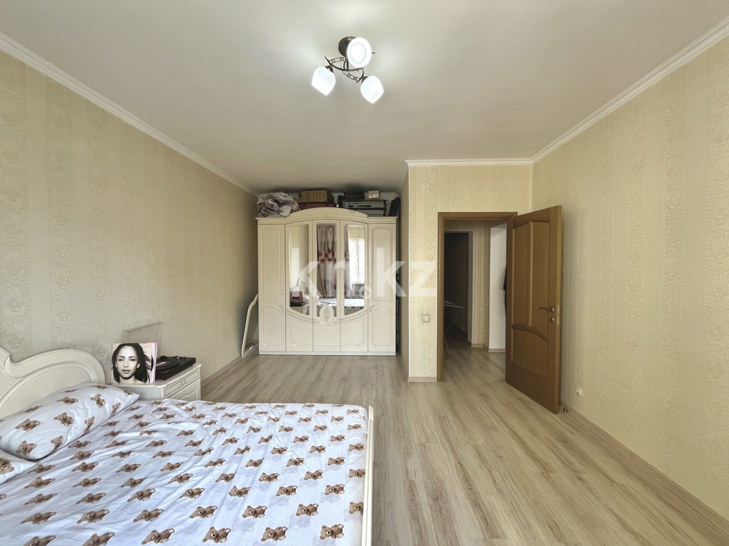 Продажа 2-комнатной квартиры, 72.4 м² в Алматы - фото 4