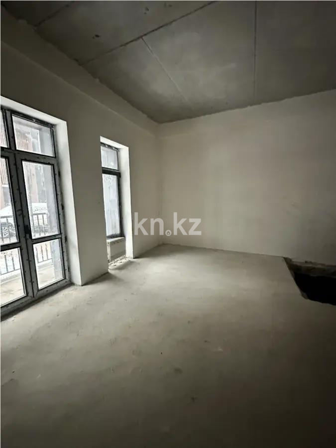 Продажа 3-комнатной квартиры, 133 м², ул. Салыкова, дом  40 в Алматы - фото 2