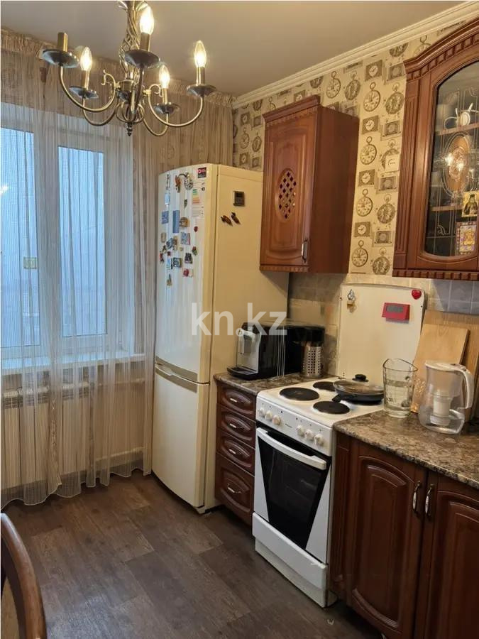 Продажа 3-комнатной квартиры, 63 м², мкр-н Степной-4, дом  15 в Караганде - фото 4