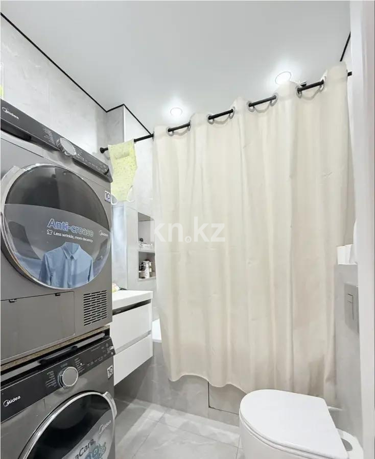 Продажа 2-комнатной квартиры, 72.3 м² в Алматы - фото 4