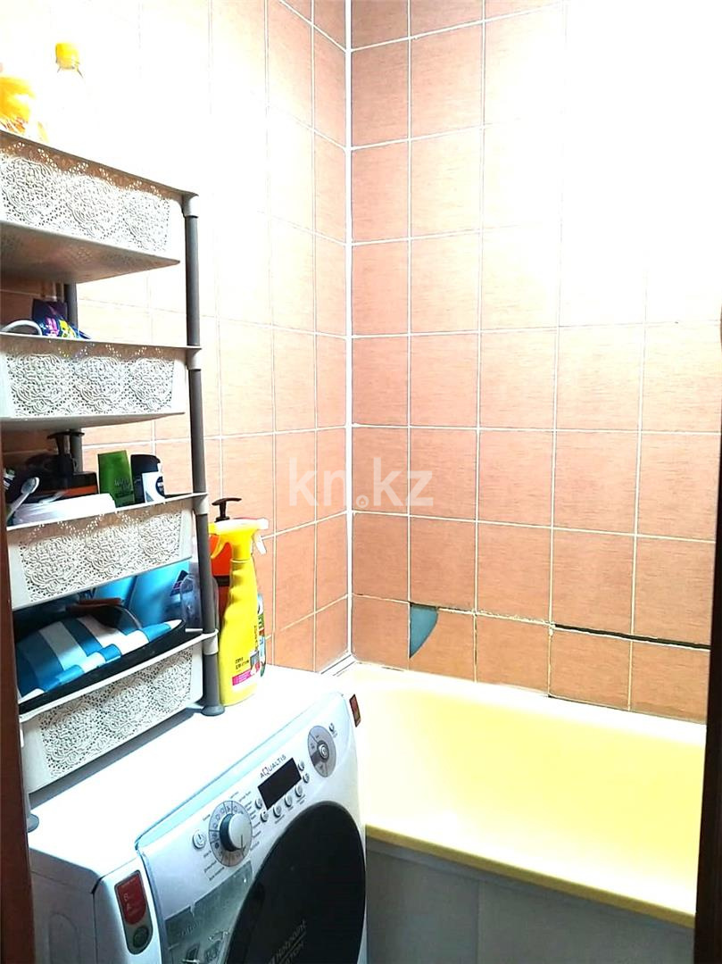 Продажа 2-комнатной квартиры, 56 м², мкр-н Голубые Пруды в Караганде - фото 12