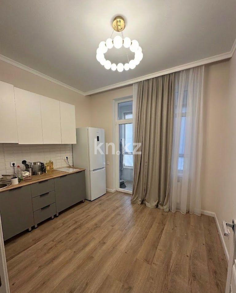 Аренда 1-комнатной квартиры, 43 м² в Астане