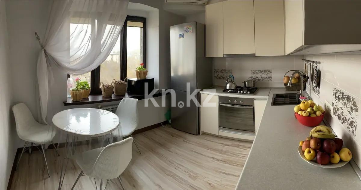 Продажа 4-комнатной квартиры, 91 м², пр. Назарбаева, дом  220/3 в Алматы - фото 2