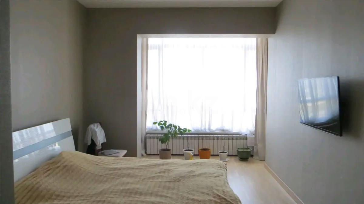 Продажа 3-комнатной квартиры, 98.2 м², бул. Бухар Жырау, дом  27/5 в Алматы - фото 3