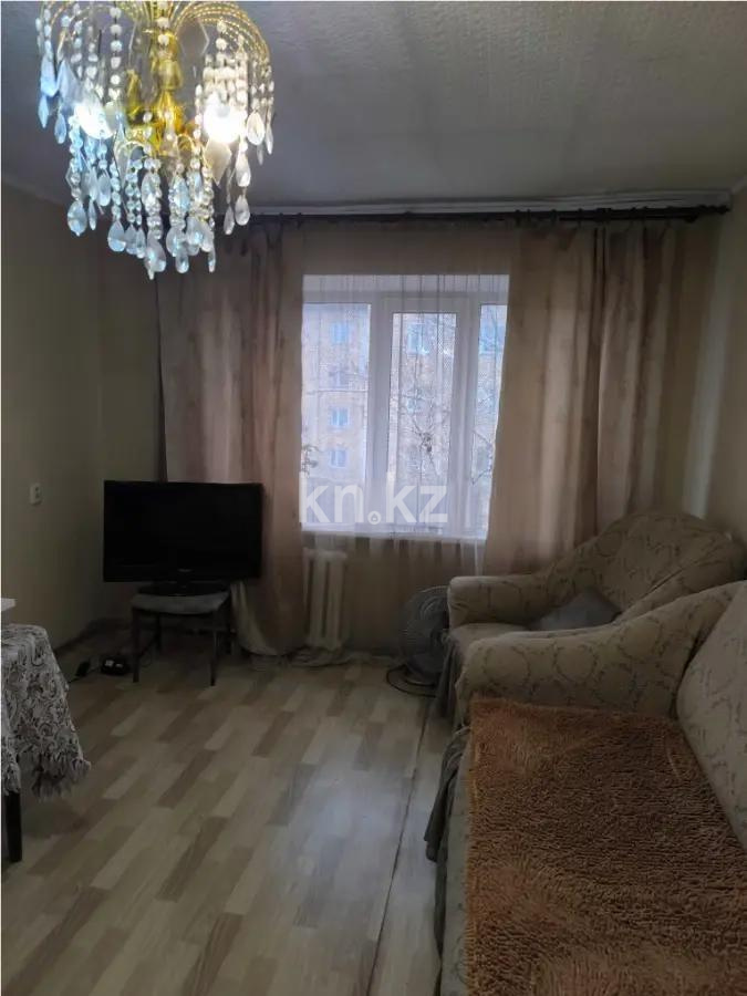 Продажа 4-комнатной квартиры, 61 м², 21-й мкр., дом  10 в Караганде