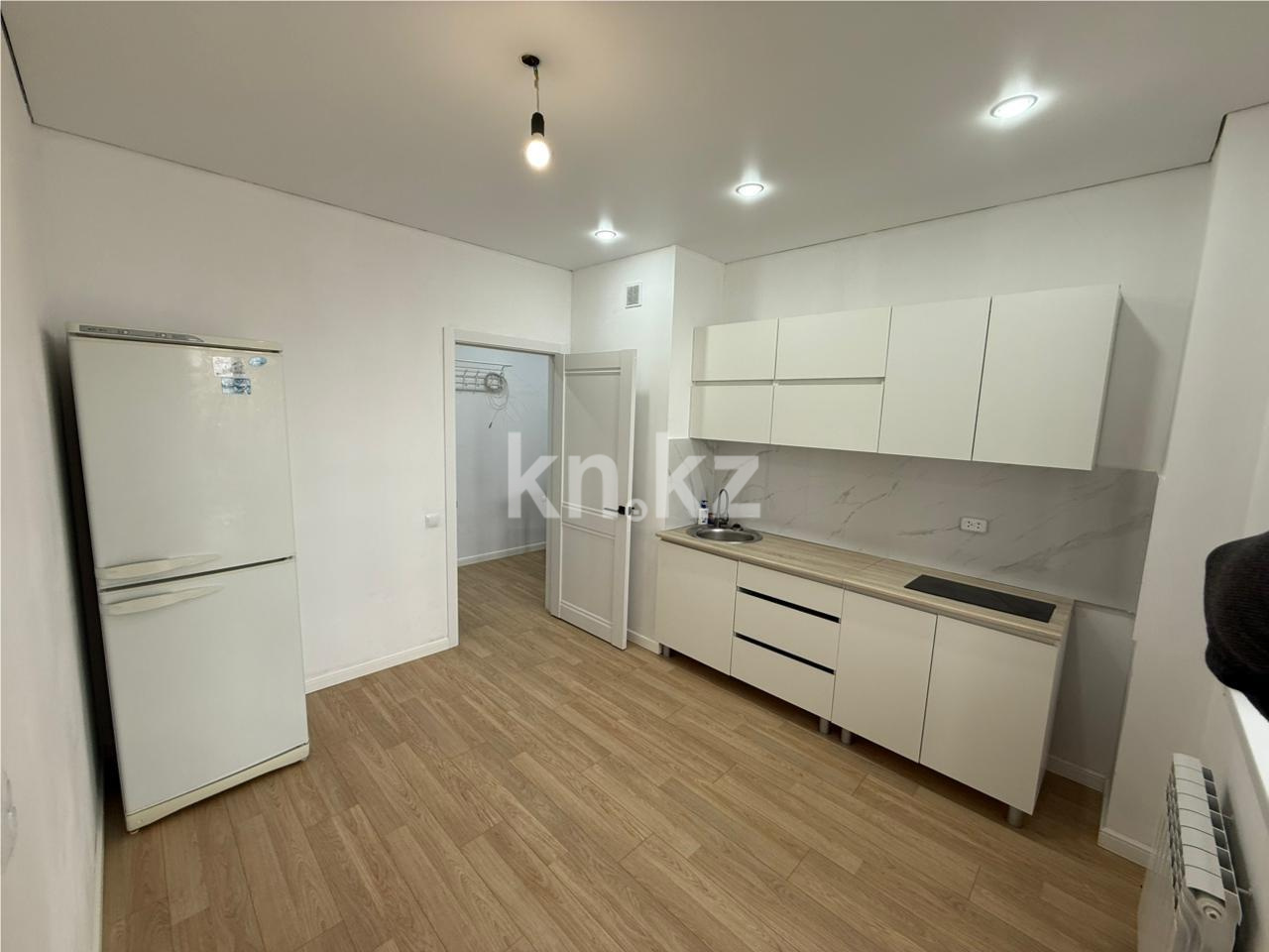 Продажа 2-комнатной квартиры, 58 м², ул. Муканова в Караганде - фото 6