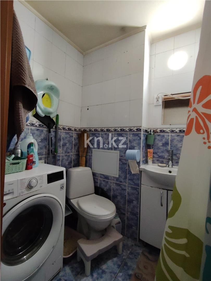 Продажа 2-комнатной квартиры, 45 м², мкр-н 21 в Караганде - фото 24