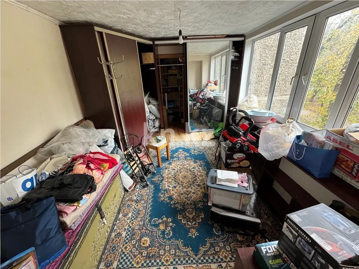 Продажа 3-комнатной квартиры, 77 м², пр. Строителей, дом  21 в Караганде - фото 2