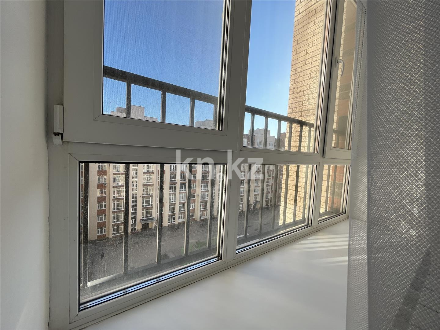 Продажа 2-комнатной квартиры, 64 м², ул. Ашимова, дом  21 в Караганде - фото 4