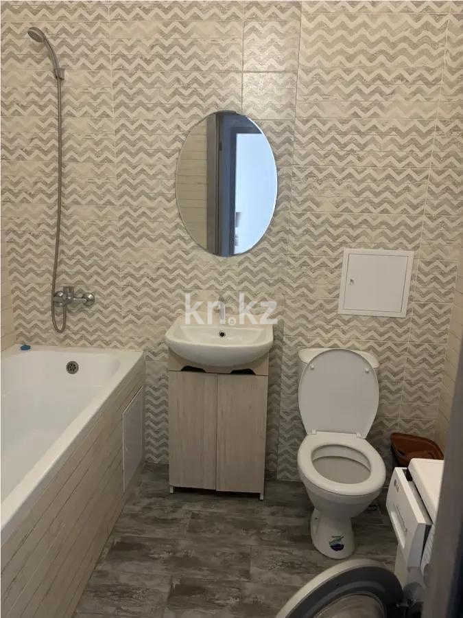 Продажа 1-комнатной квартиры, 38 м², ул. Бухар жырау, дом  36/1 в Астане - фото 3