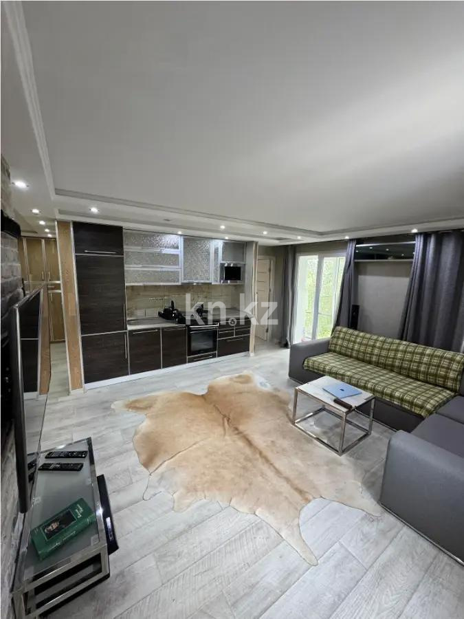 Продажа 2-комнатной квартиры, 43 м², ул. Алиханова, дом  22/1 в Караганде - фото 2