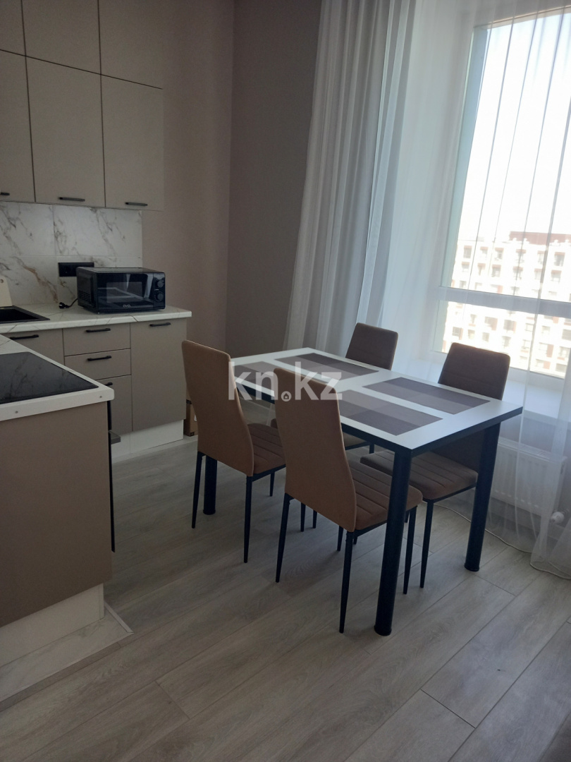 Аренда 1-комнатной квартиры посуточно, 38 м², А. Байтурсынова, дом  20/2 - пр. Улы Дала в Астане - фото 4